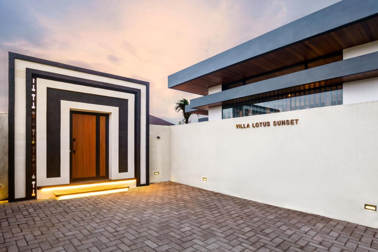אובוד Villa Lotus Sunset By Balisuperhost מראה חיצוני תמונה